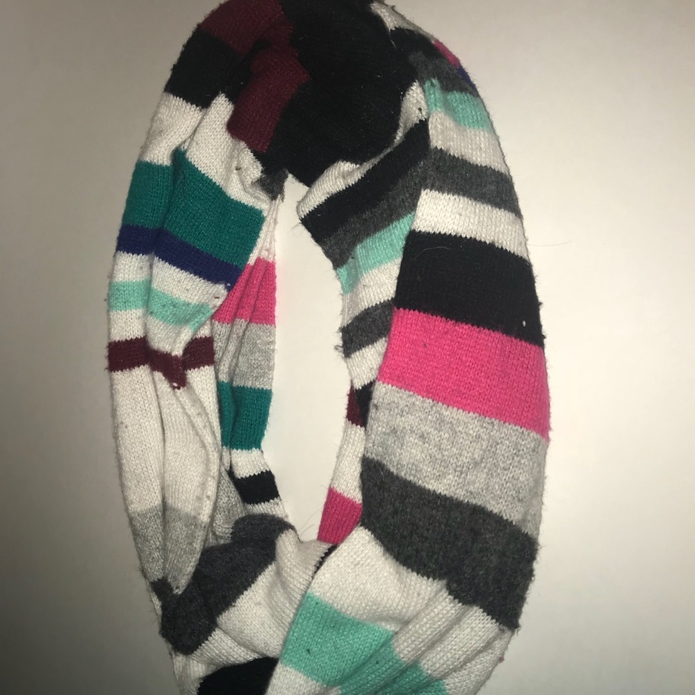Scarf - Picture 3 of 3